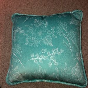 Pretty teal pillow 💕